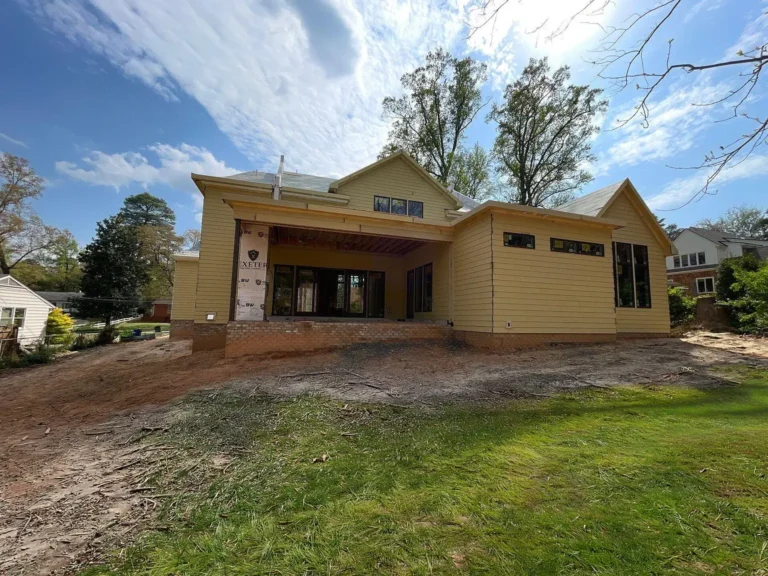 3438 Leonard Street-3 copy